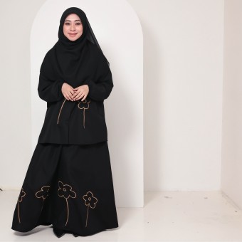 SET DELISHA 01